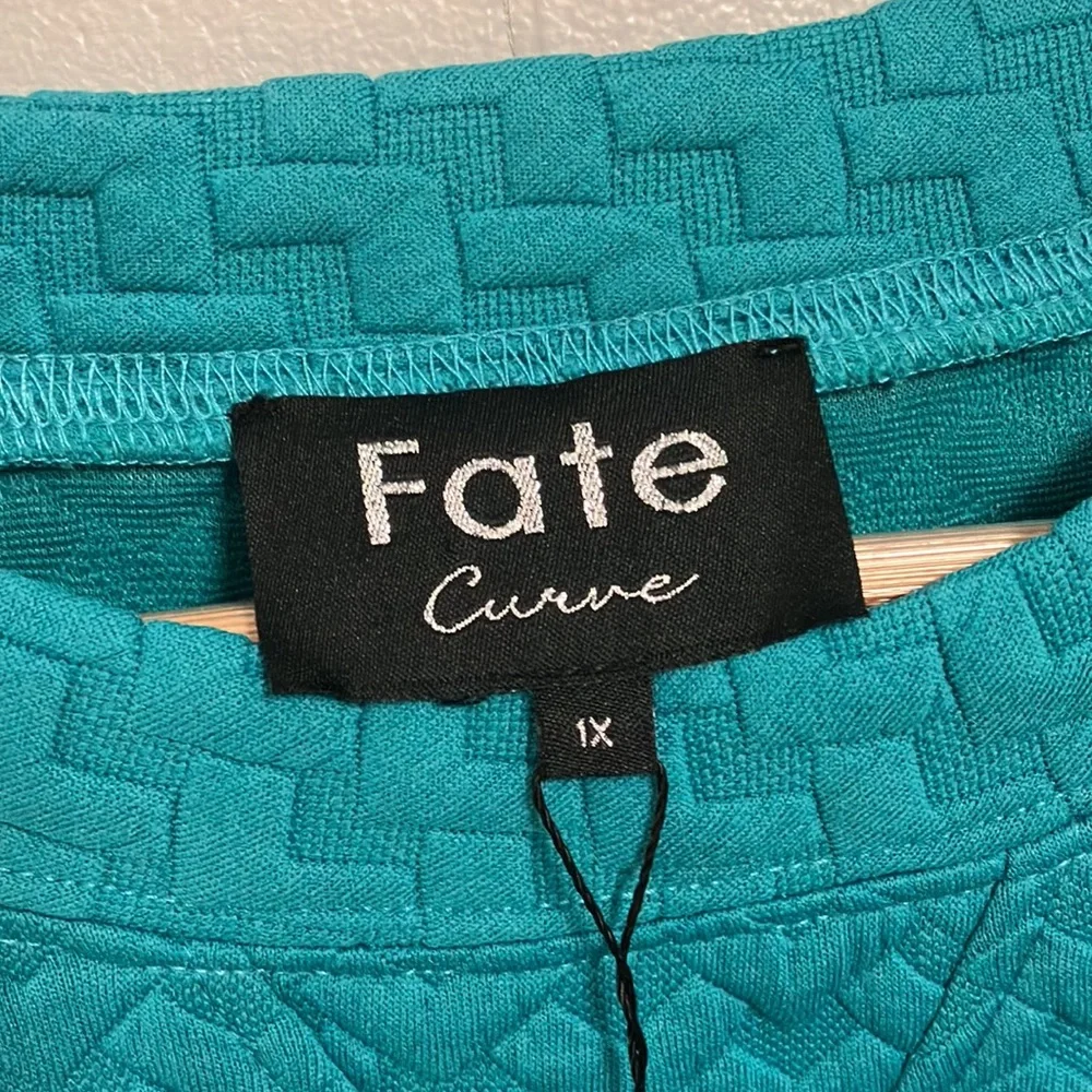 NWT Fate Teal Textured Sweatshirt 1X - Picture 6 of 10